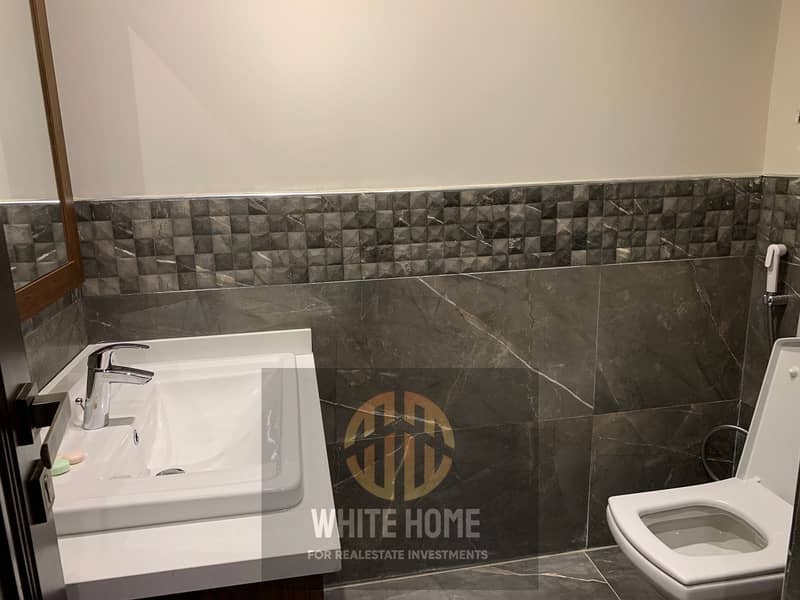 16 83e8b89c-44d6-4c5f-bf48-12c544d32cd8. jpeg