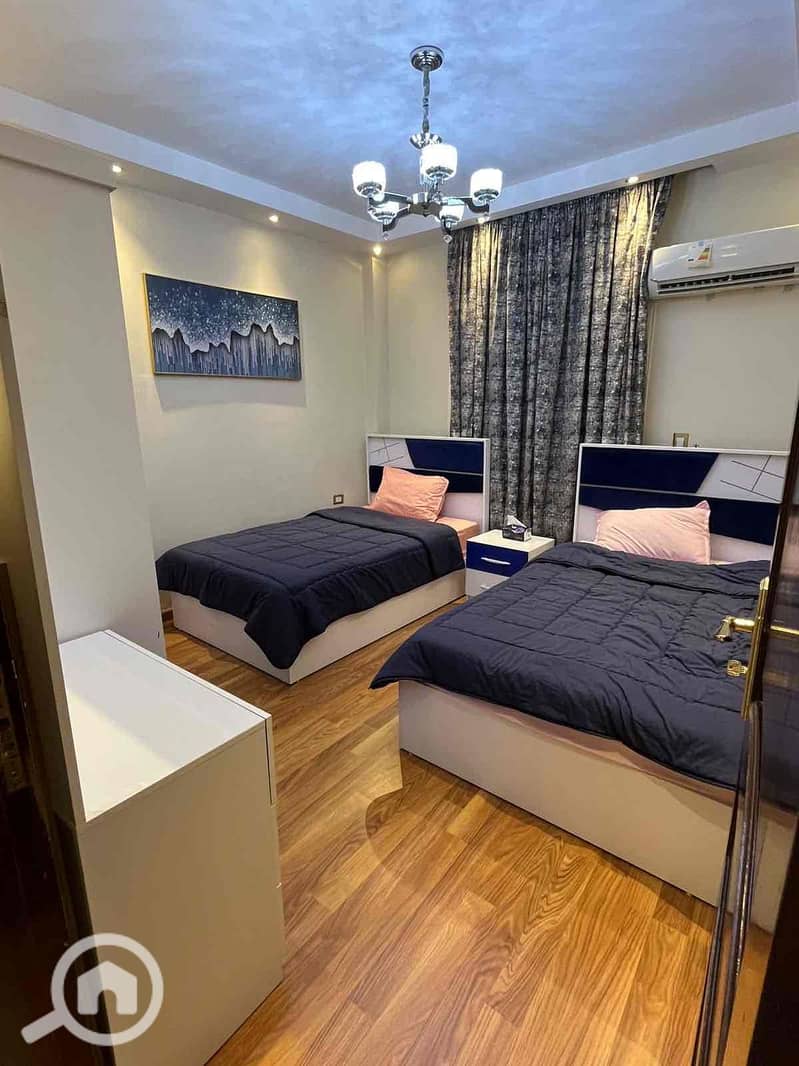 4 a3312e12-9154-44a3-bda4-6ec4fecc0a0a. jpg