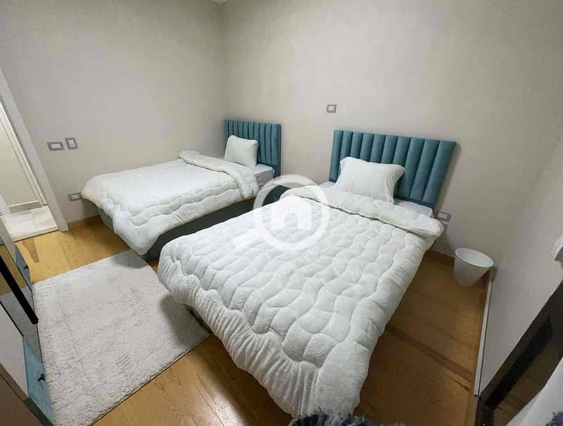 18 f75a606a-539a-42bc-8c80-707599ce46ac. jpg