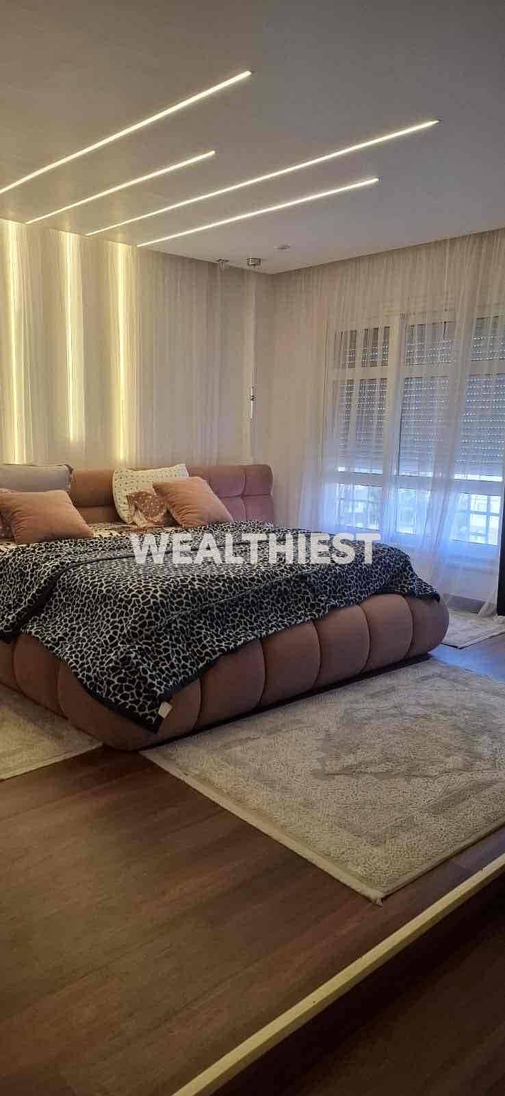 8 ab429ab2-74a0-4714-a536-321d72aa9164. jpg