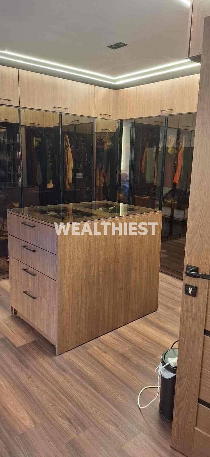 7 3283353a-4966-41b9-a488-6a0b798ad5d4. jpg