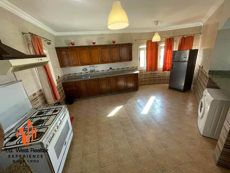 29 فيلا للبيع في الياسمين  (29). jpeg