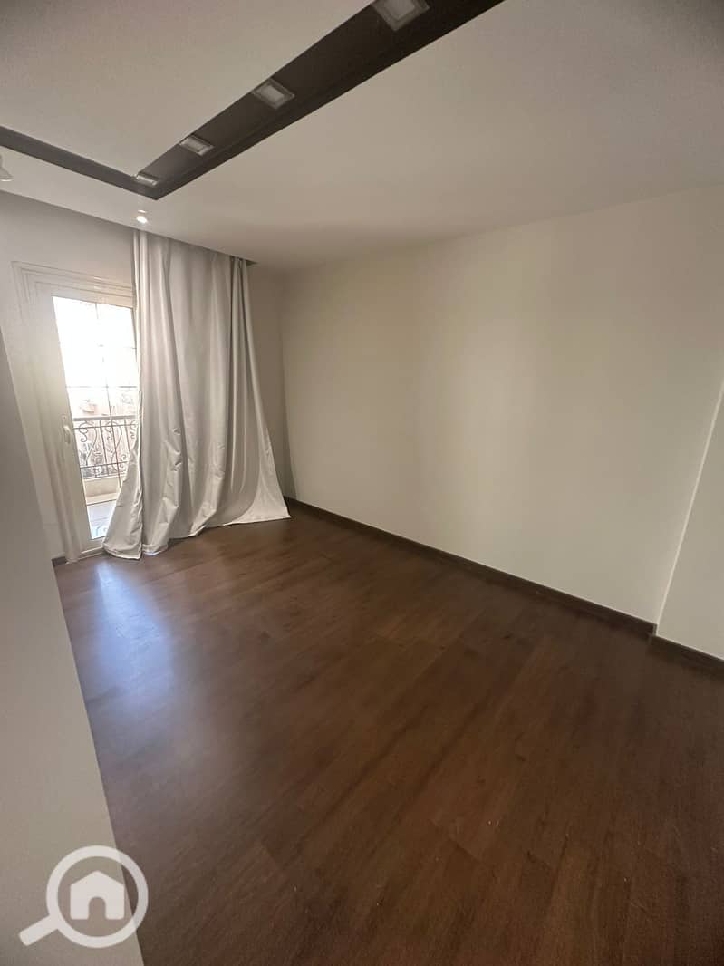 4 WhatsApp Image 2025-11-25 at 12.31. 23. jpeg