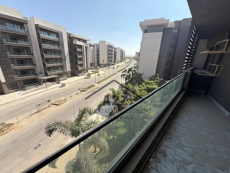 10 WhatsApp Image 2025-11-24 at 4.58. 11 PM. jpeg