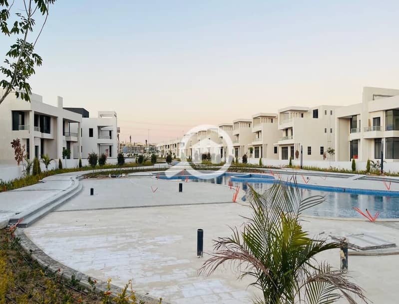 11 69870473-2898-484a-9014-e83d2c19883a. jpg