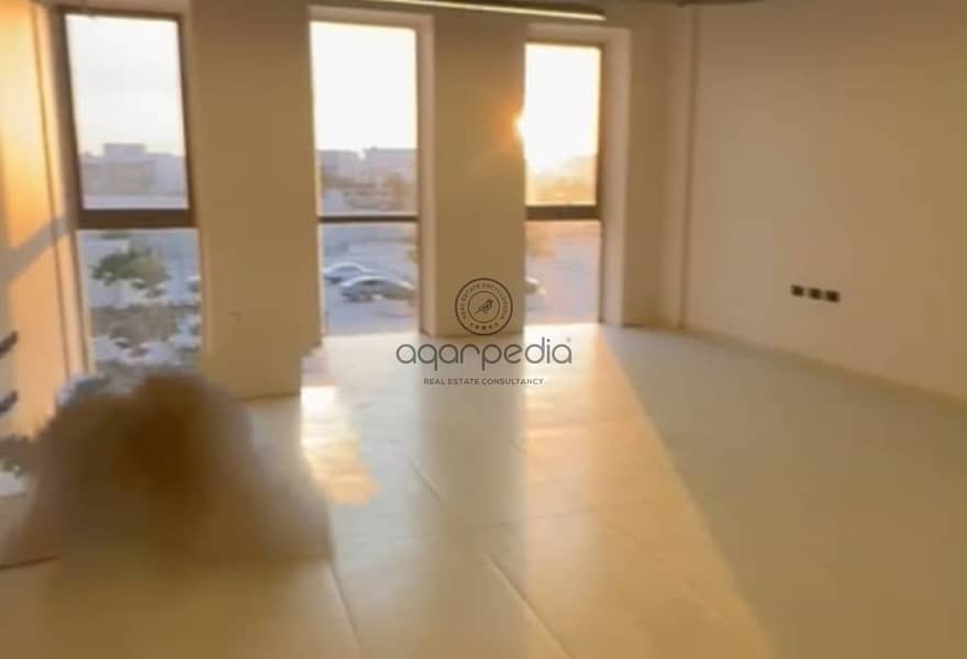 9 dcfa4222-3622-4d5b-9a30-d38bc907b2dd. jpg