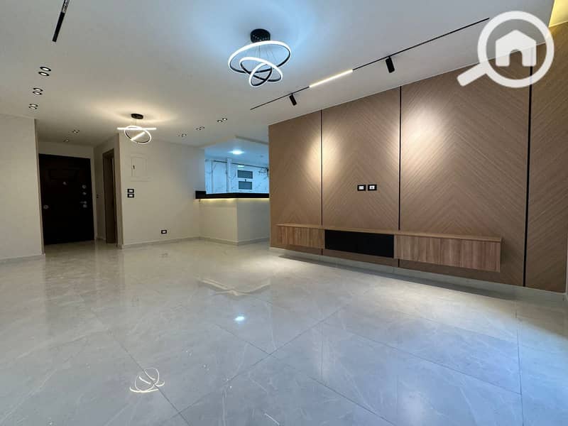 3 8e49eb8c-fb54-4e3f-a901-e09b643e7c69. jpg