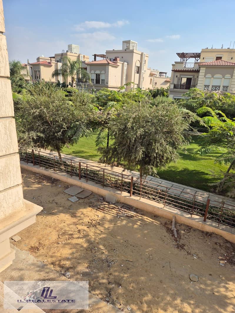 4 3d7dfa5d-bfba-4a03-bdf5-12fd1d95941d. jpg