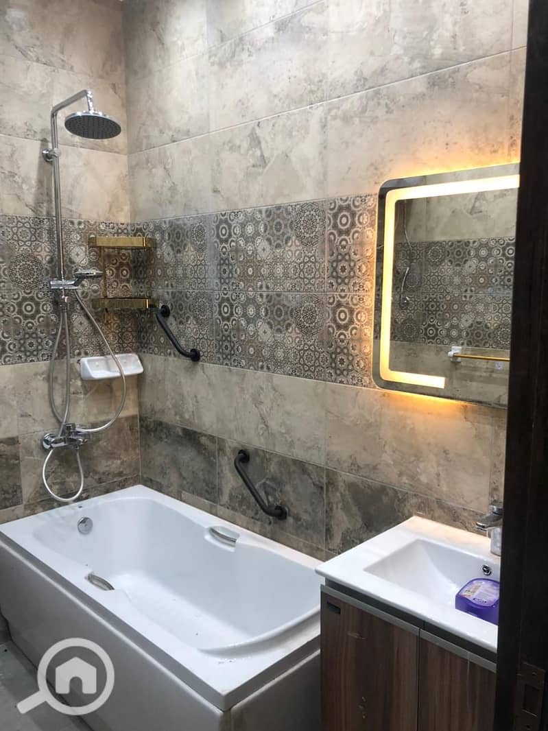 7 WhatsApp Image 2025-11-25 at 15.57. 03 (1). jpeg