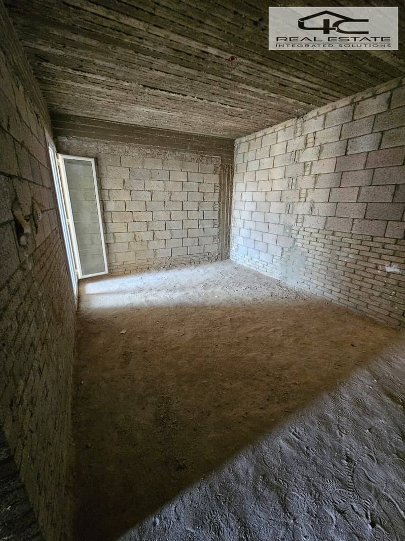 9 WhatsApp Image 2025-11-24 at 18.19. 41. jpeg