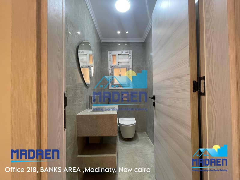 3 96DD5268-8367-47D3-B480-74E762A7A7F7. jpg