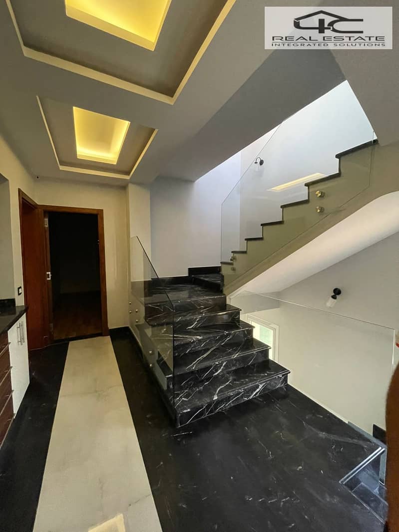 6 WhatsApp Image 2025-11-25 at 4.32. 58 PM. jpeg