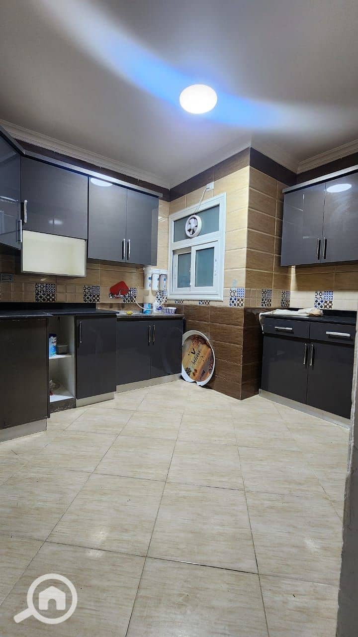 2 523c5700-816d-4e19-a9ab-92d3eff0a3d0. jpeg