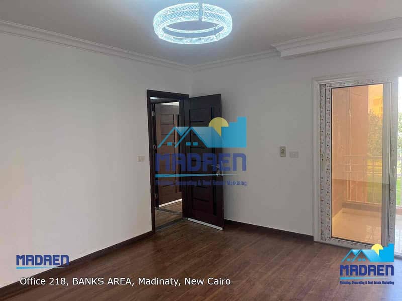 10 3d3f34b2-974f-4f33-8920-65afdd1e30d8. jpg