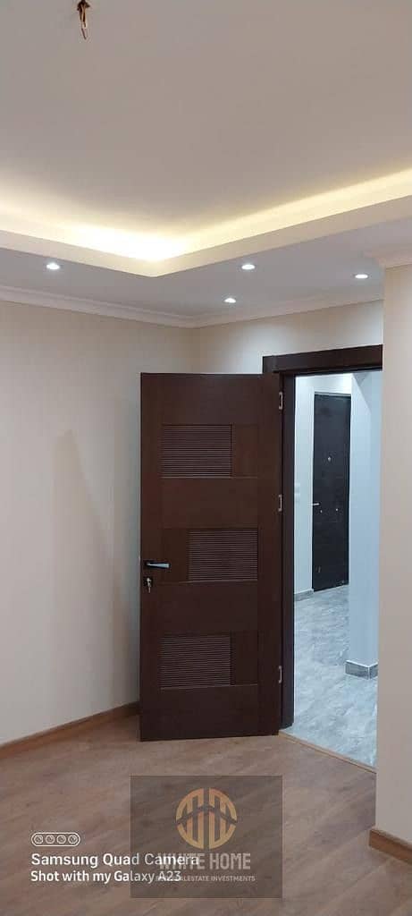 9 7579c20e-a284-4d6f-b7e4-f5bfa2c6826c. jpeg