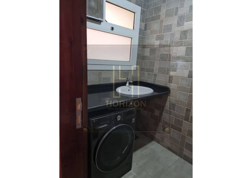 5 WhatsApp Image 2025-11-25 at 5.40. 19 PM. jpg