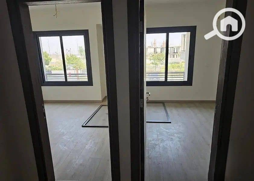 9 30776400-800x600. jpg