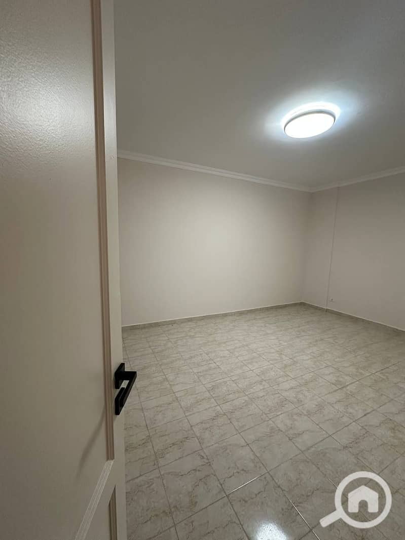 2 WhatsApp Image 2025-11-23 at 4.04. 58 PM (1). jpeg