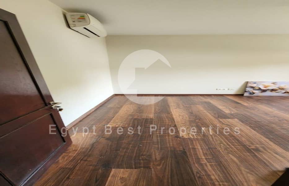 2 93992301-6aeb-4512-8917-310834bbf289. jpeg