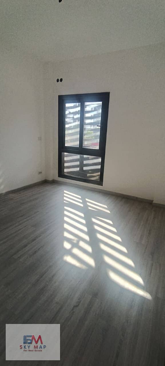 4 9dab74be-2b63-448f-a527-3bab9d389e63. jpg