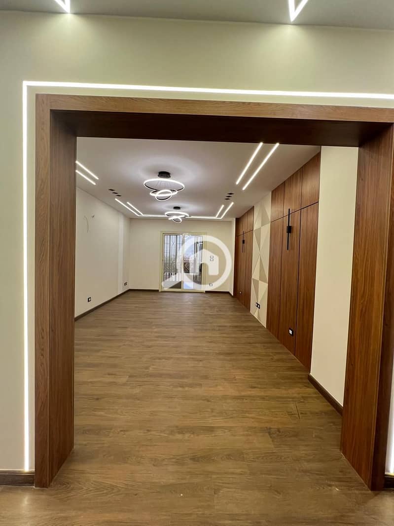 2 0f5f4054-30c9-4c30-bf1f-8737750d85e9. jpg