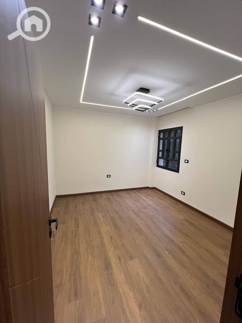 4 1a5da783-aa20-4984-b923-03619b9e669f. jpg