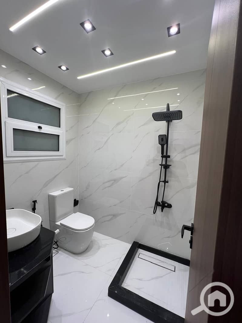 6 7b481c70-70b8-4e23-923e-8acb005b716b. jpg