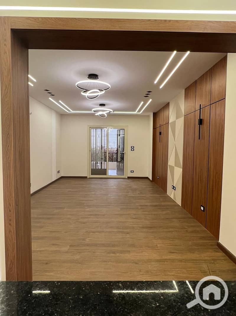 16 aa05eddc-0c68-432a-b6fa-8c6a73b49fb5. jpg