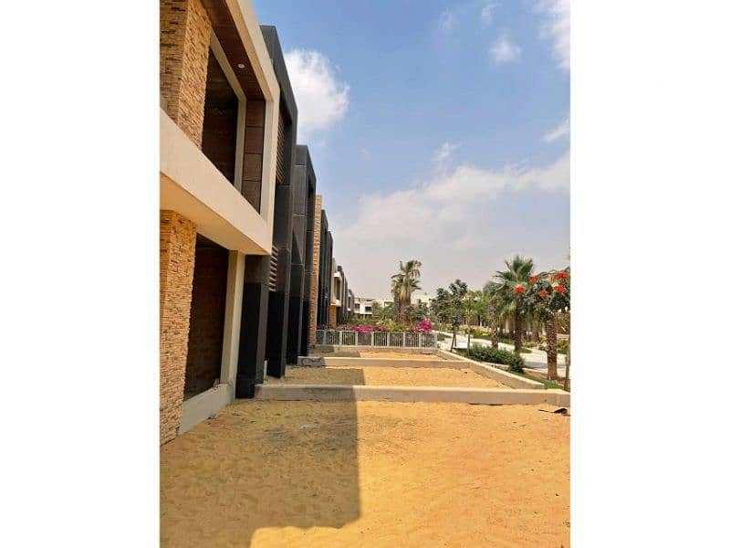 8 ace7cb79-89d1-4150-8524-d1c070e0f3ab. jpg