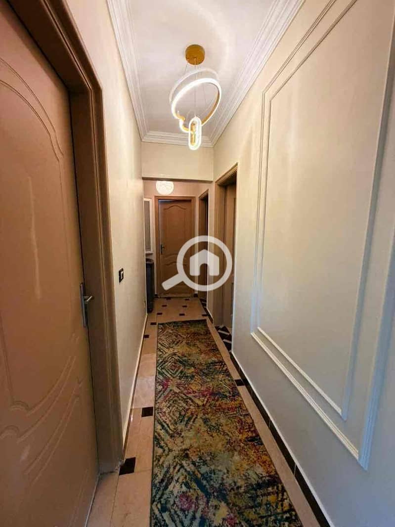 3 ffdba4dd-6e7b-4bac-a247-e9346ee93fbd. jpg