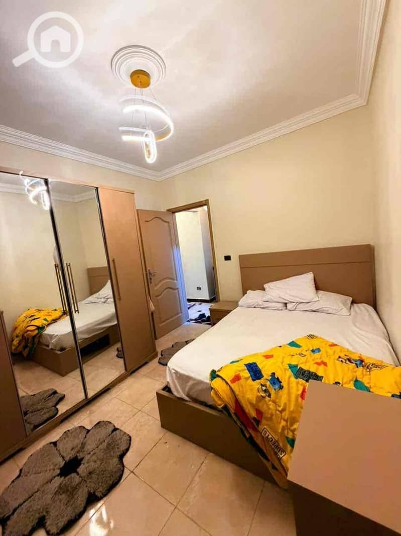 10 714b0fb7-08c5-4640-971b-2b4bab137e19. jpg