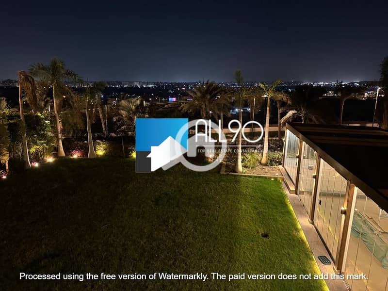 2 8ae324efe8f54d4ab74491b1dde7a935. jpg