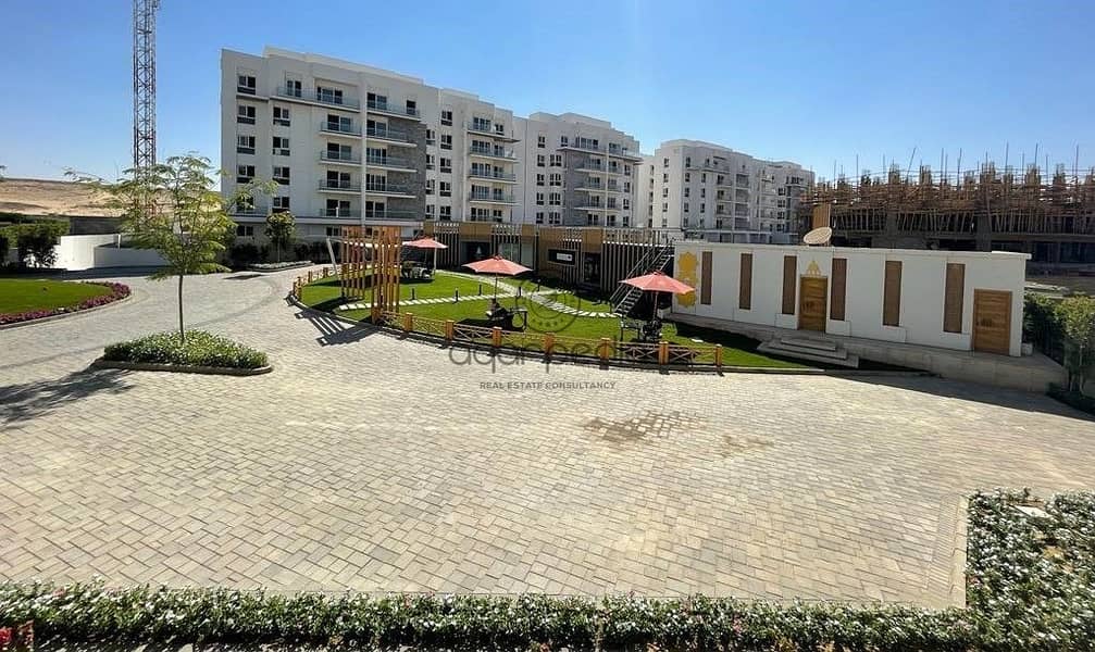 10 WhatsApp Image 2025-09-24 at 2.25. 58 PM. jpeg