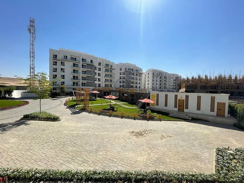 10 WhatsApp Image 2025-09-24 at 2.25. 58 PM. jpeg