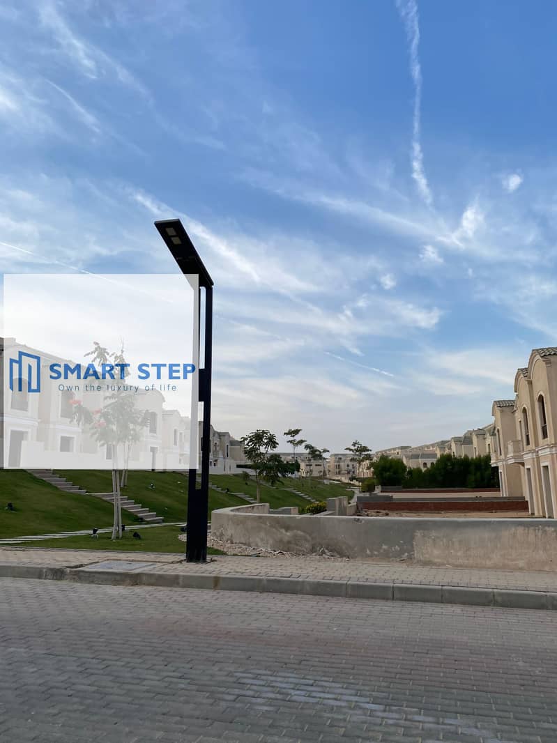 2 8cafe946-c21c-4a66-84a6-bce6c52a90b3. jpg