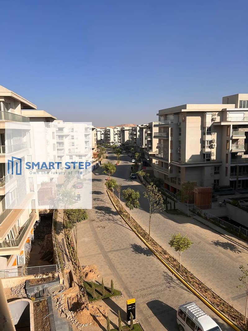 9 aeaacdd7-ecce-4319-8552-ed98a2d6c641. jpg