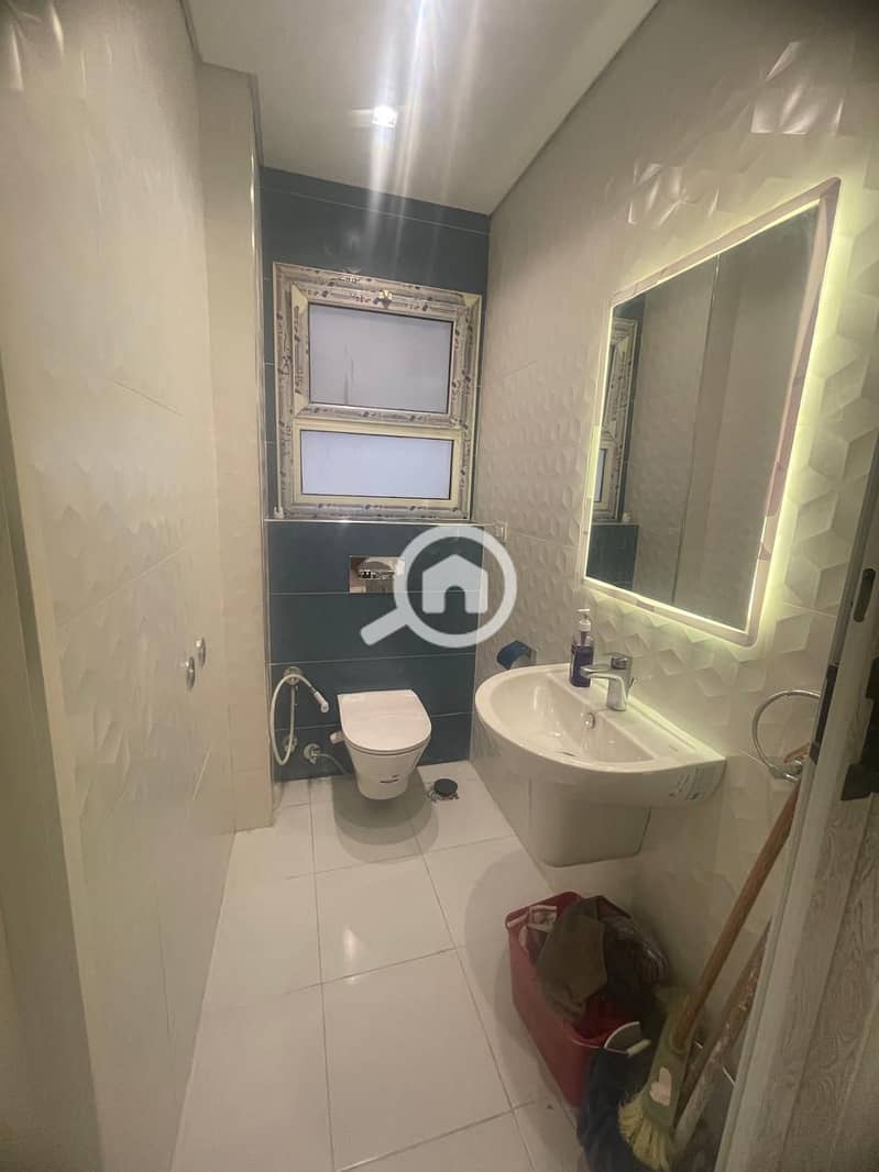 16 WhatsApp Image 2025-11-25 at 18.18. 31 (1). jpeg