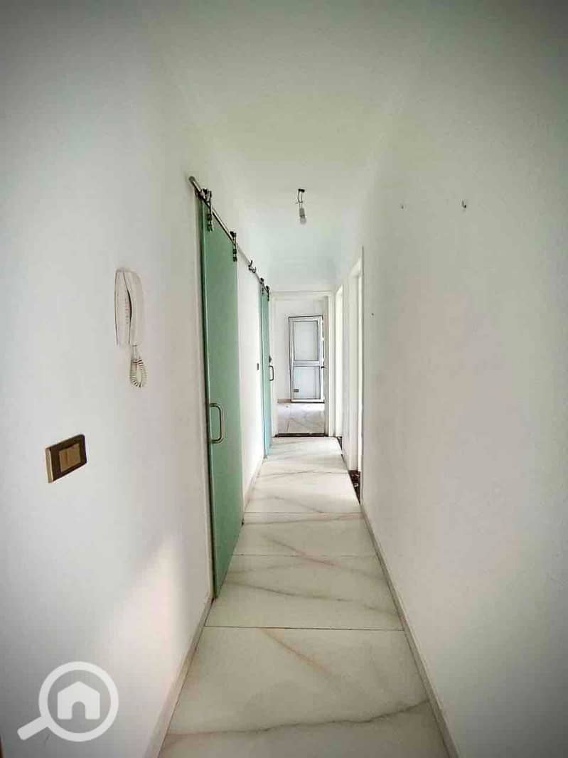 7 a3af7cf6-ffee-46ff-afb2-a7d8f5b79f05. jpg