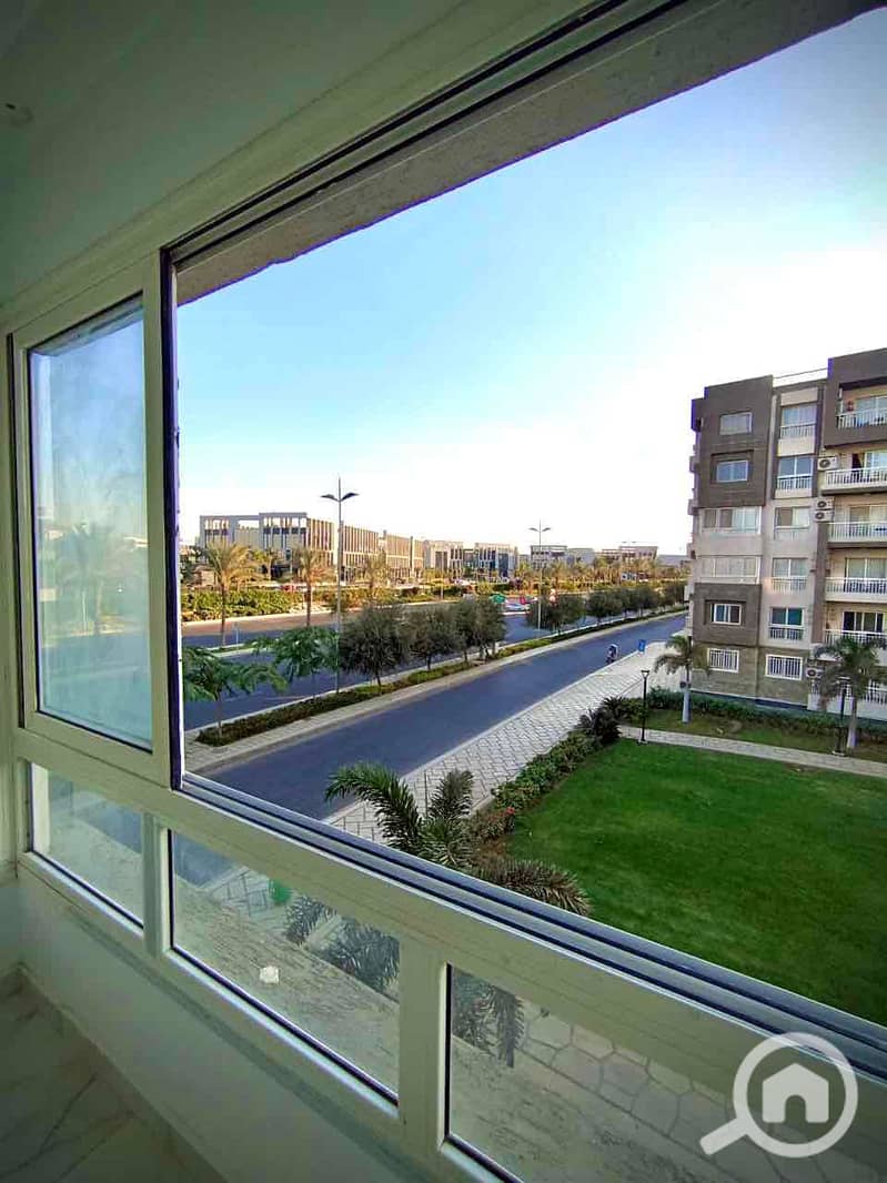 2 83cfe521-2a1f-4fc8-bd62-b3fc2a2455d9. jpg