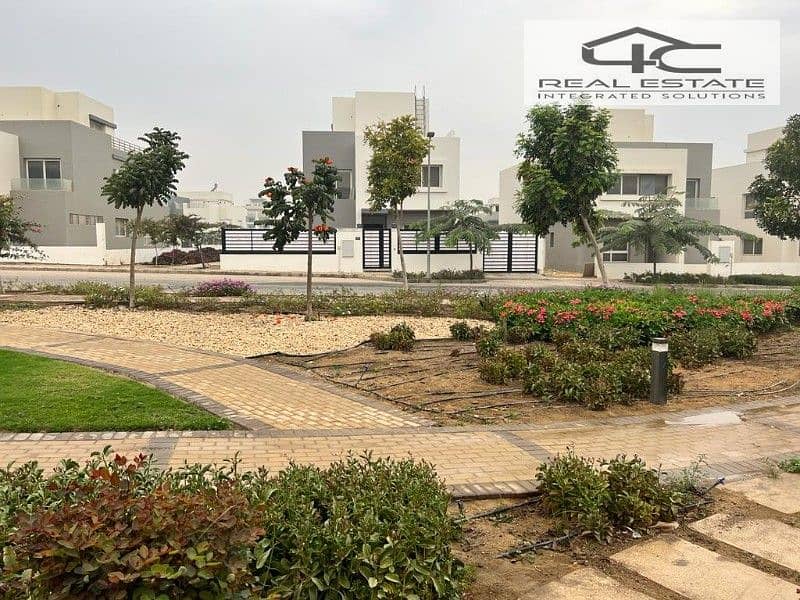 11 WhatsApp Image 2023-12-10 at 12.43. 00 PM (7). jpg