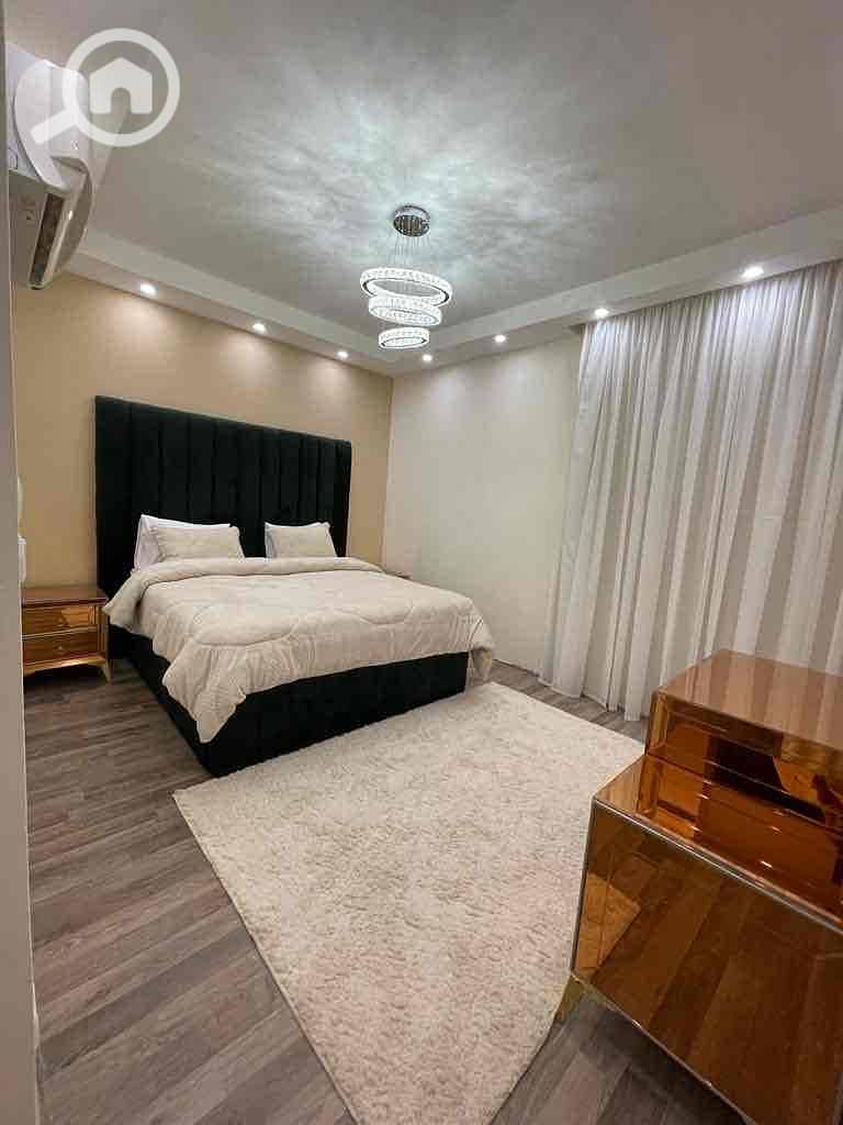 9 0d2a13f0-4911-4132-a3db-6b08fe15c4c0. jpg