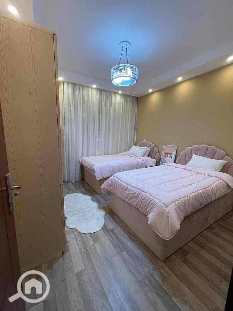 10 2da64c65-9433-4d6a-ad6e-a4bed670af76. jpg