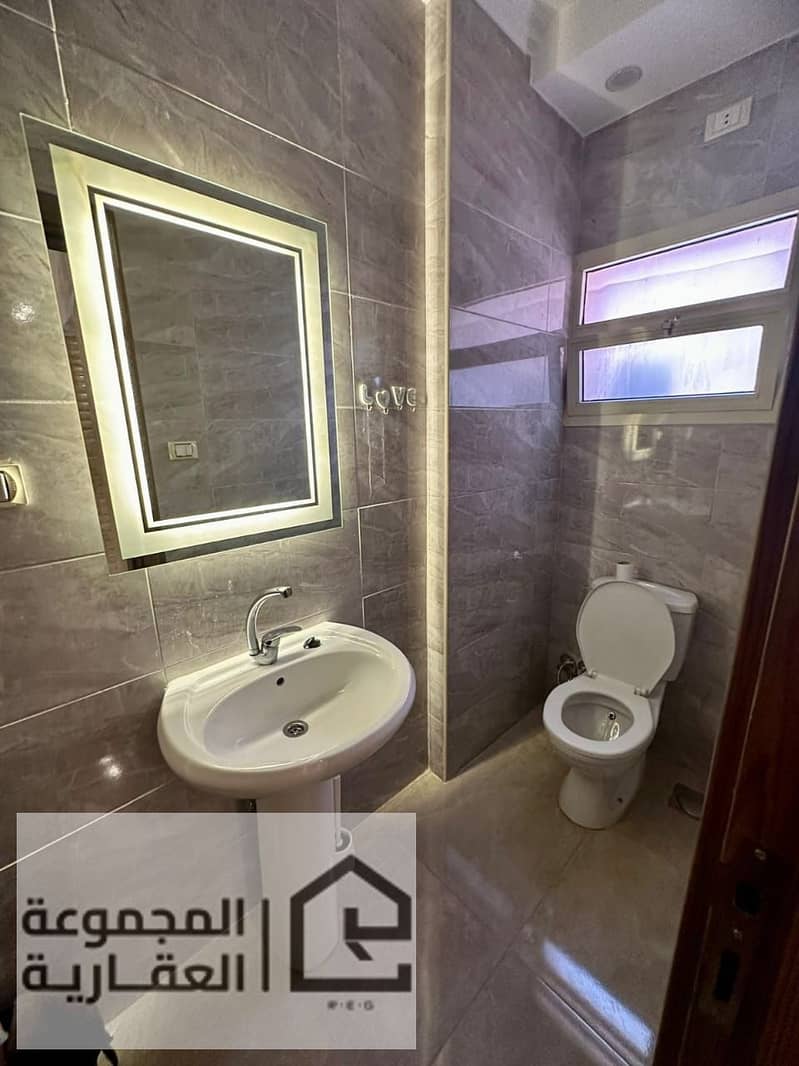 7 70af31bd-42af-4171-b1c8-6420e18e3822. jpg