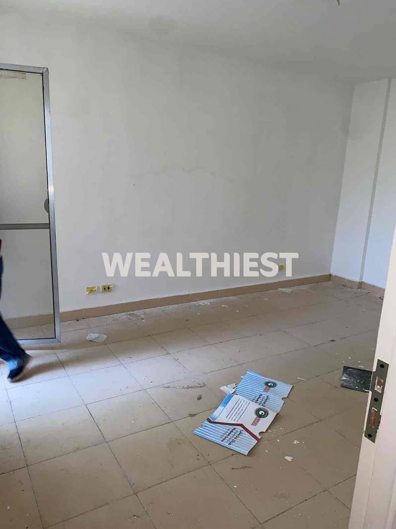 7 24294384-c130-4659-b0c2-d36bc9f62da7. jpg