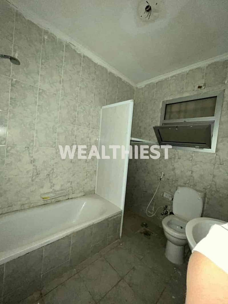 9 22e2ab70-116d-42aa-b22c-a44c86de57a3. jpg