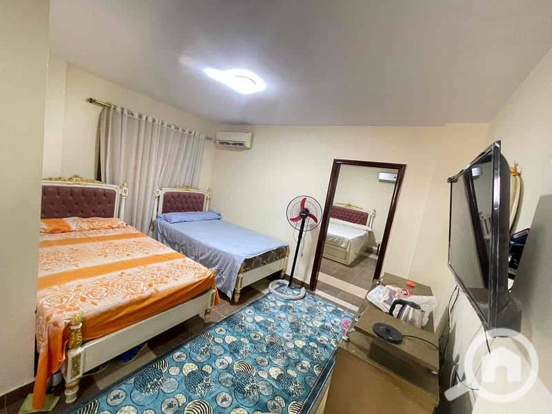 4 9b072bc4-c0a1-4059-a3ac-c422b71d0545. jpg