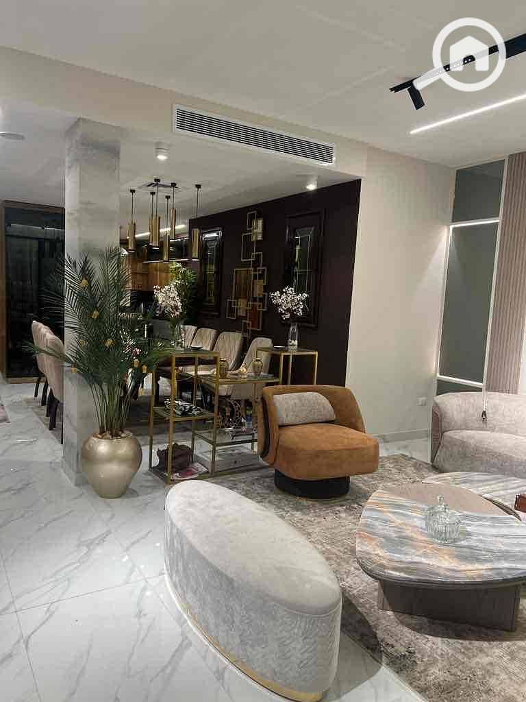 10 58c94007-aec8-4329-a558-fc92f8cea45f. jpg