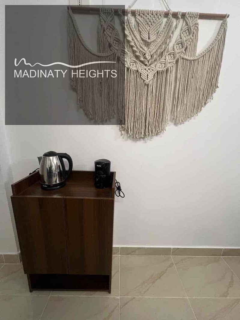 12 a5ffb7a7-3a48-4c43-95c4-d8d3d525ae27. jpg