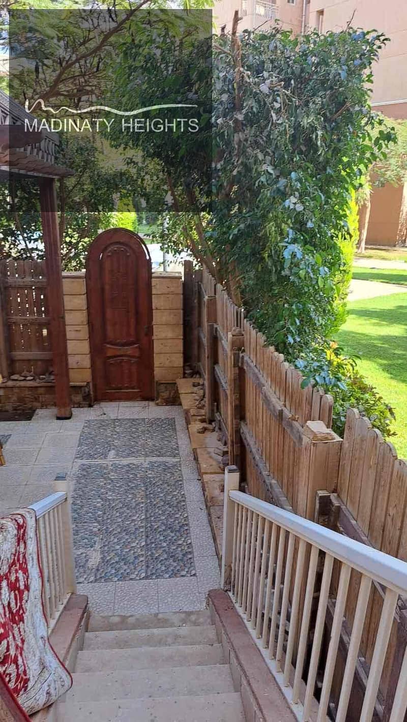 12 c7d40ea3-329e-4042-93e9-480960a3c03d. jpg