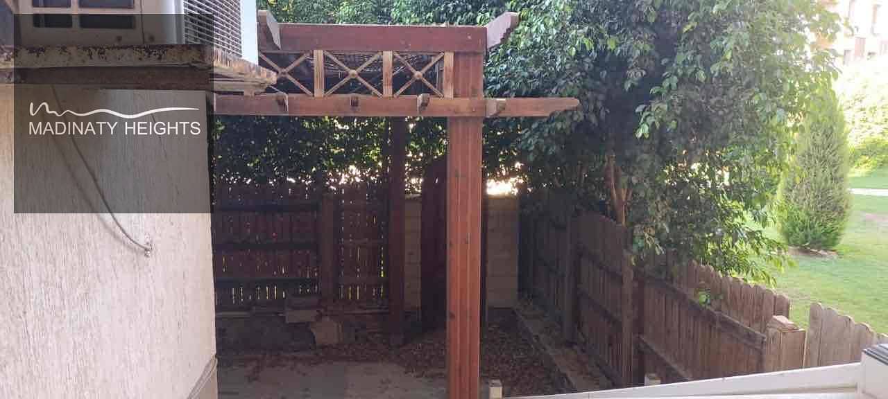 28 f56d71f0-2817-49b0-af21-e0ee6e5094d8. jpg